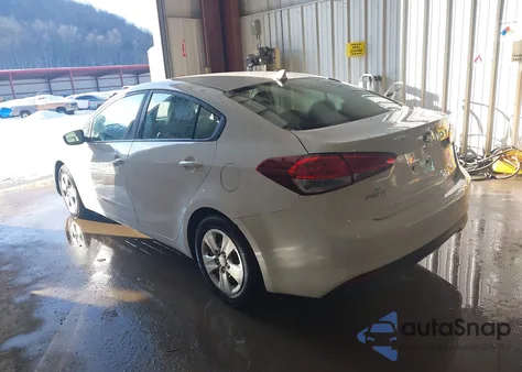 2018 Kia Forte Lx from USA, damaged, VIN 3KPFK4A7XJE271812